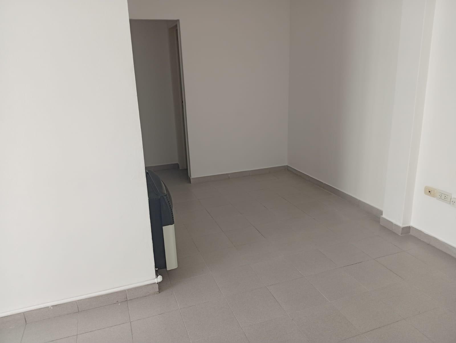 VENTA Departamento 2 domitorios. 2do piso x escalera — foto 4 de 12