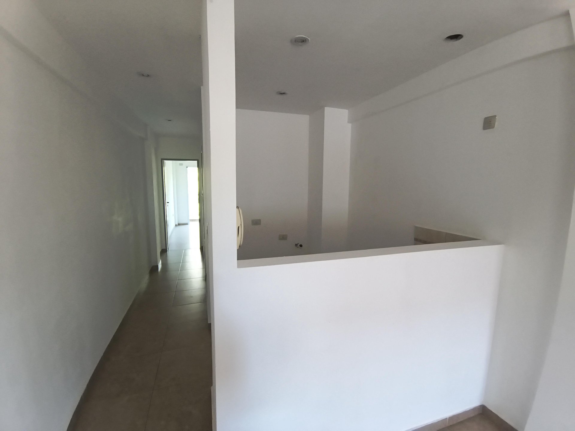 VENTA DE DEPARTAMENTO DE 1 DORMITORIO CON CON COCHERA LA PLATA — foto 5 de 21