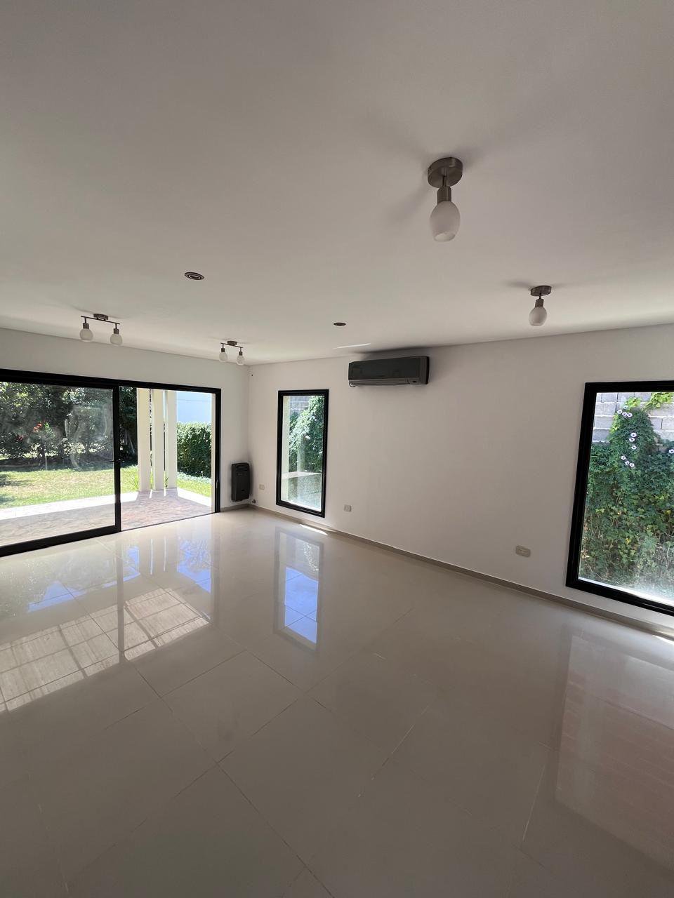 Venta de Casa en City Bell — foto 2 de 10