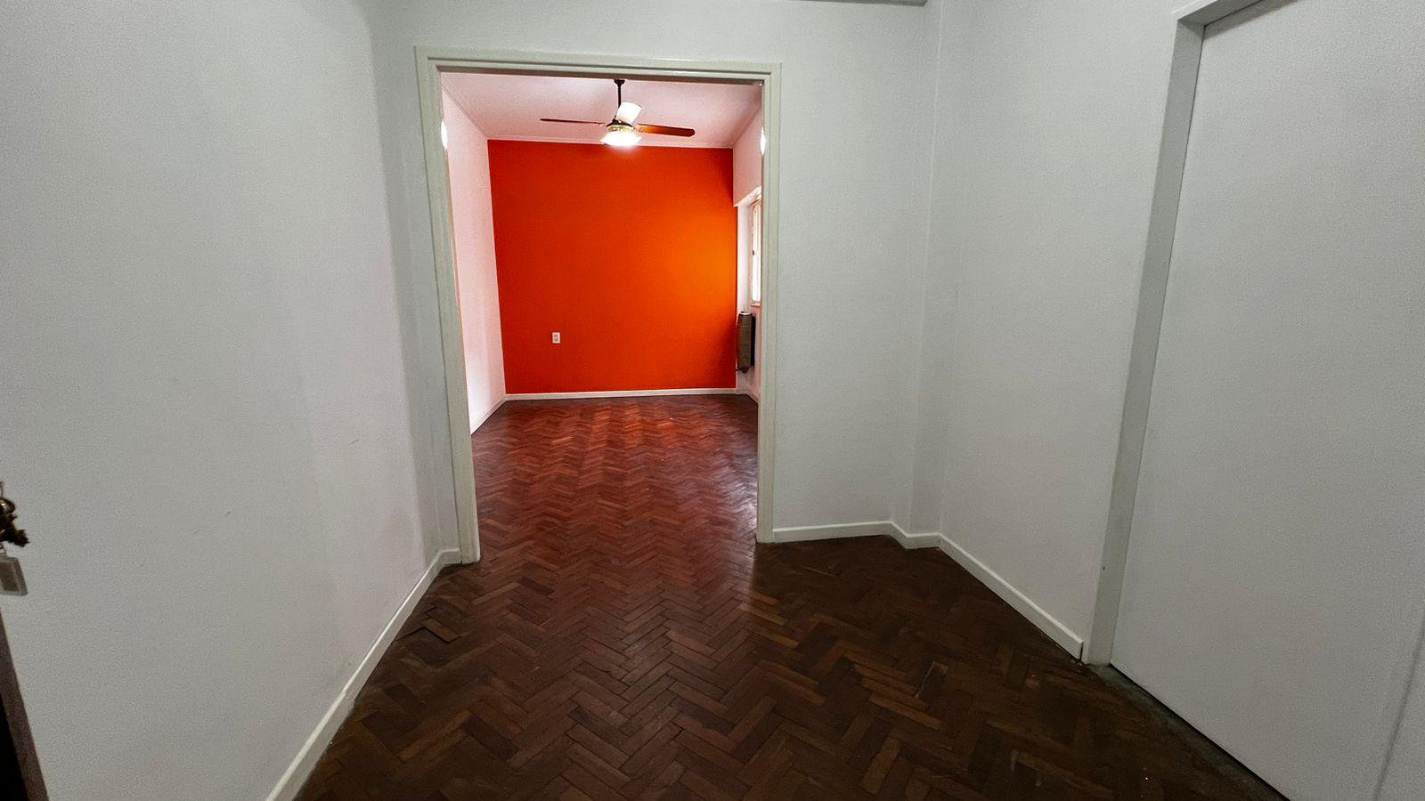 OFICINA EN VENTA — foto 3 de 4