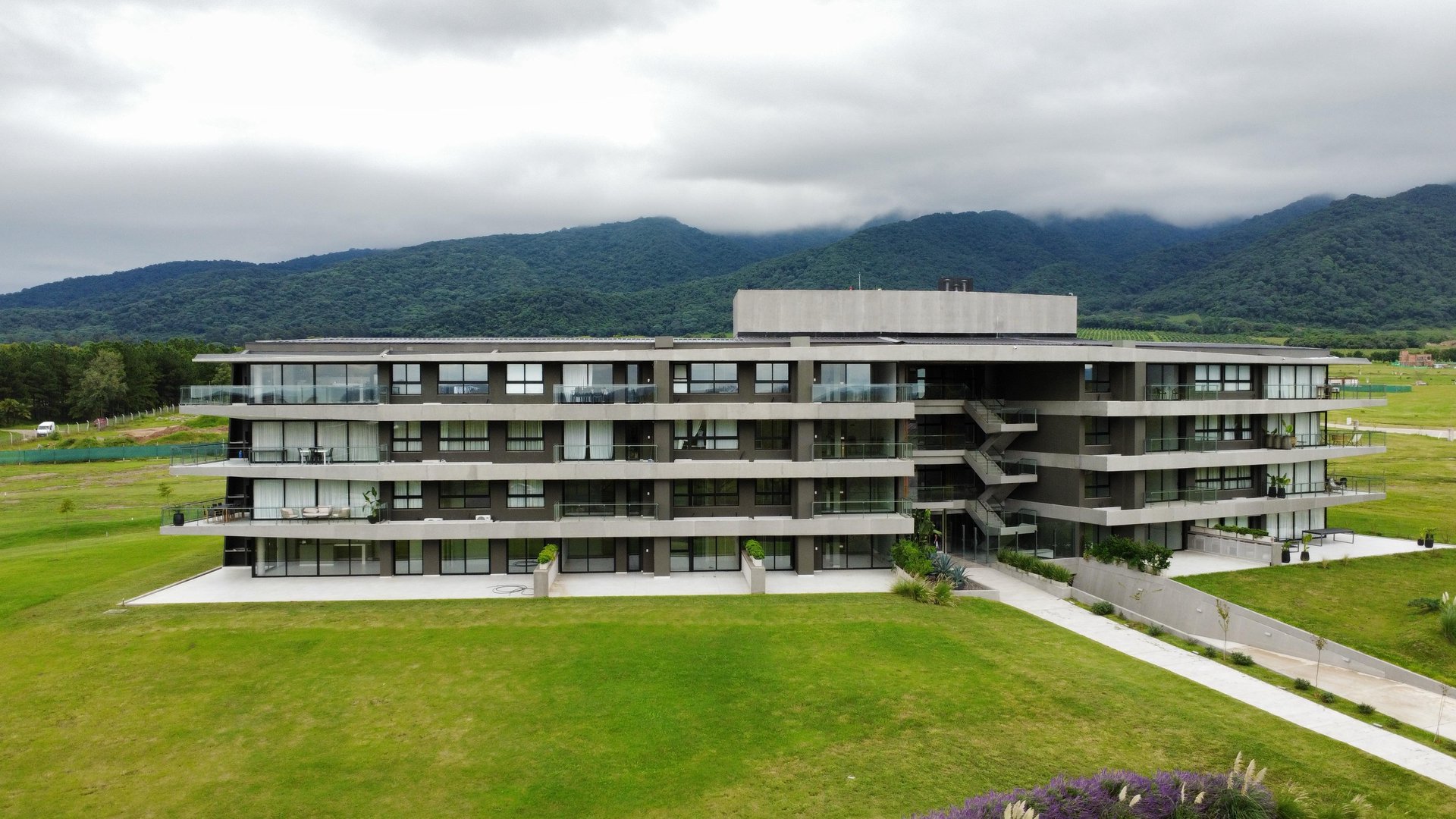 Departamento en  venta  Country San Pablo Buonaventura Torre 2 D 101