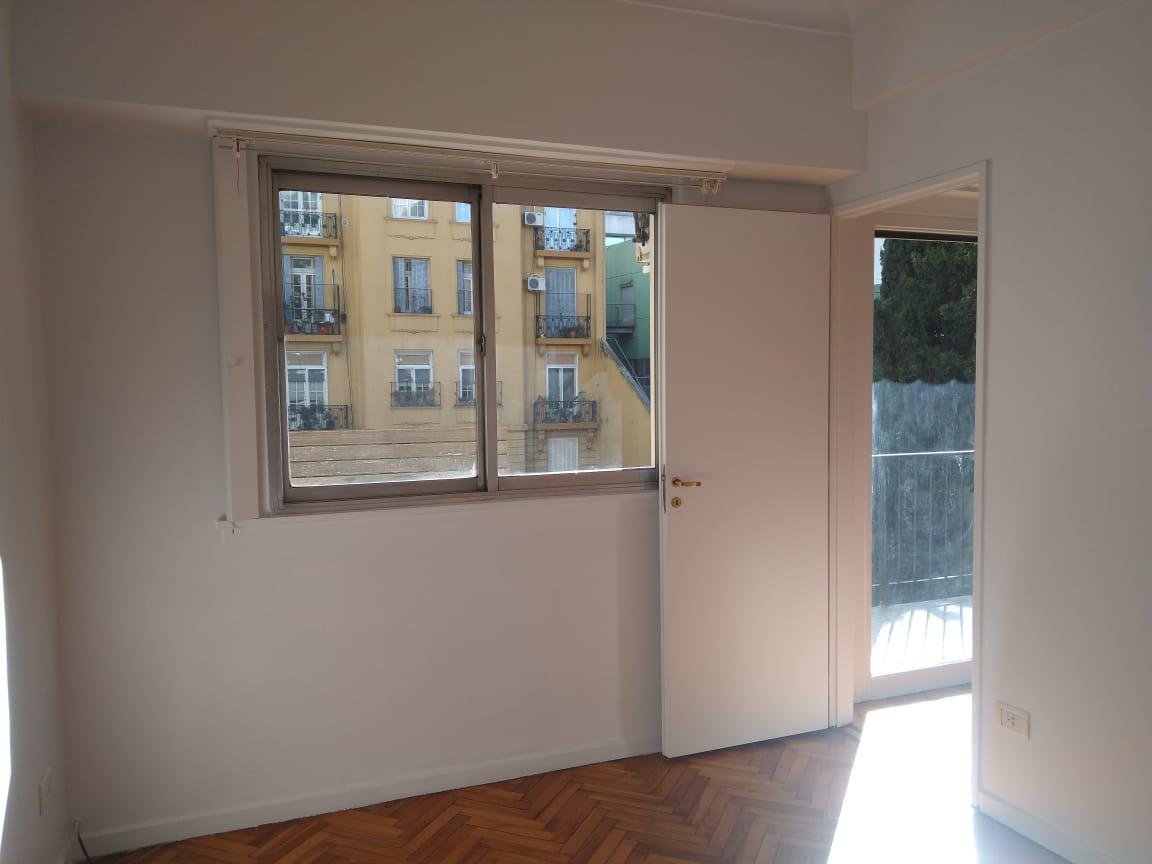 Departamento de 3 ambientes sobre Av. Rivadavia, Venta — foto 3 de 22