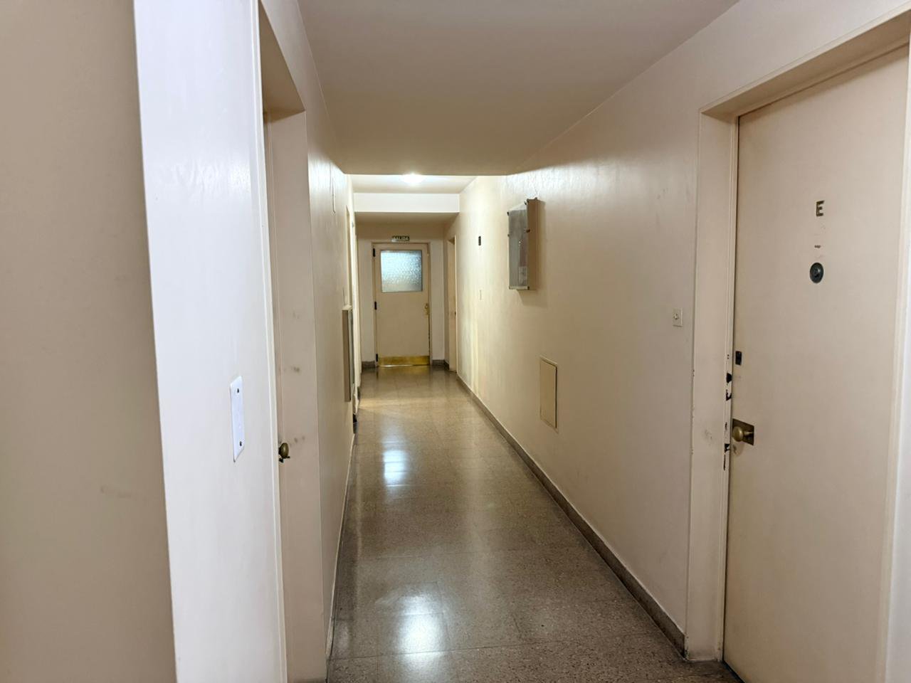 3 ambientes al frente, dep. de servicio, exc. distribución, muy luminoso, a refaccionar! — foto 5 de 22