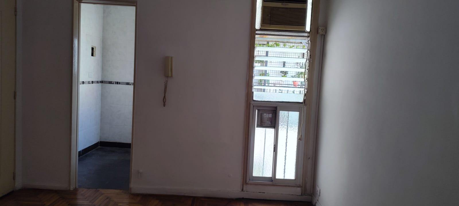 Departamento 2 amb. cocina baño completo lateral luminoso — foto 4 de 23