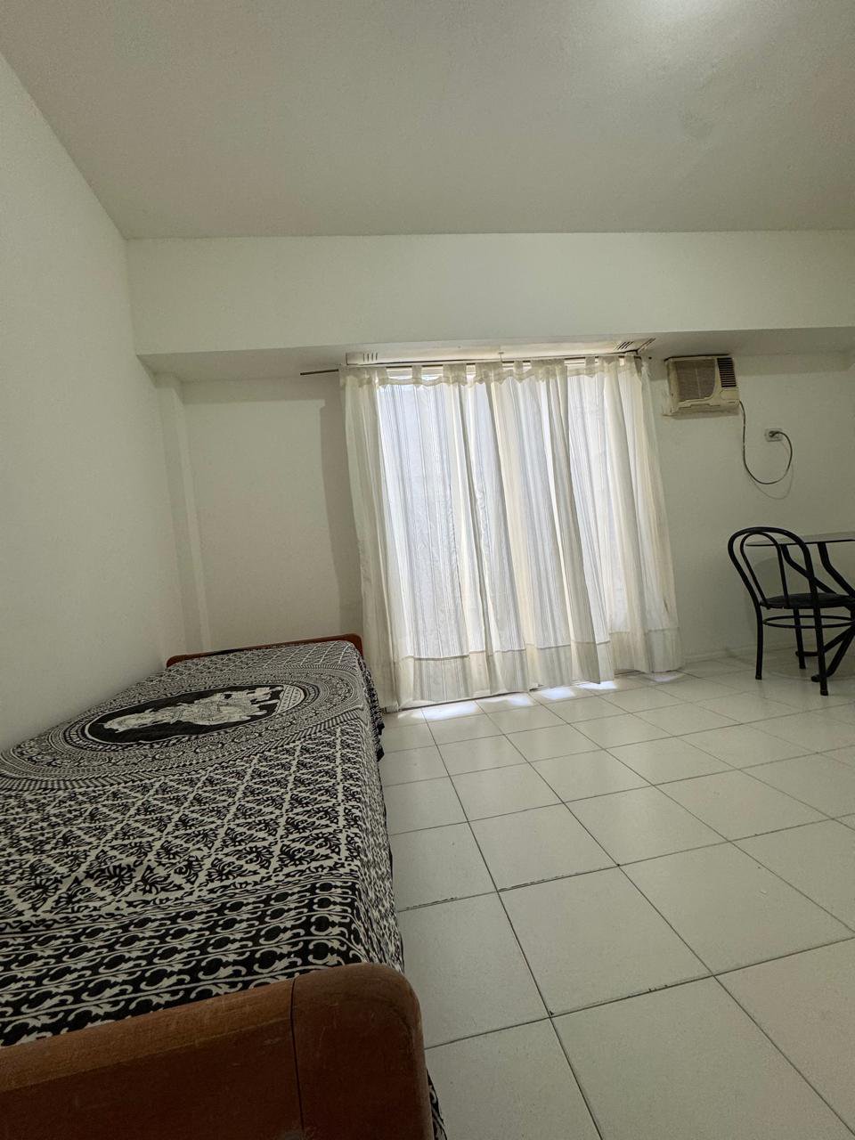 Venta Departamento de un Ambiente en 3° piso impecable muy luminoso Apto profesional. — foto 2 de 28