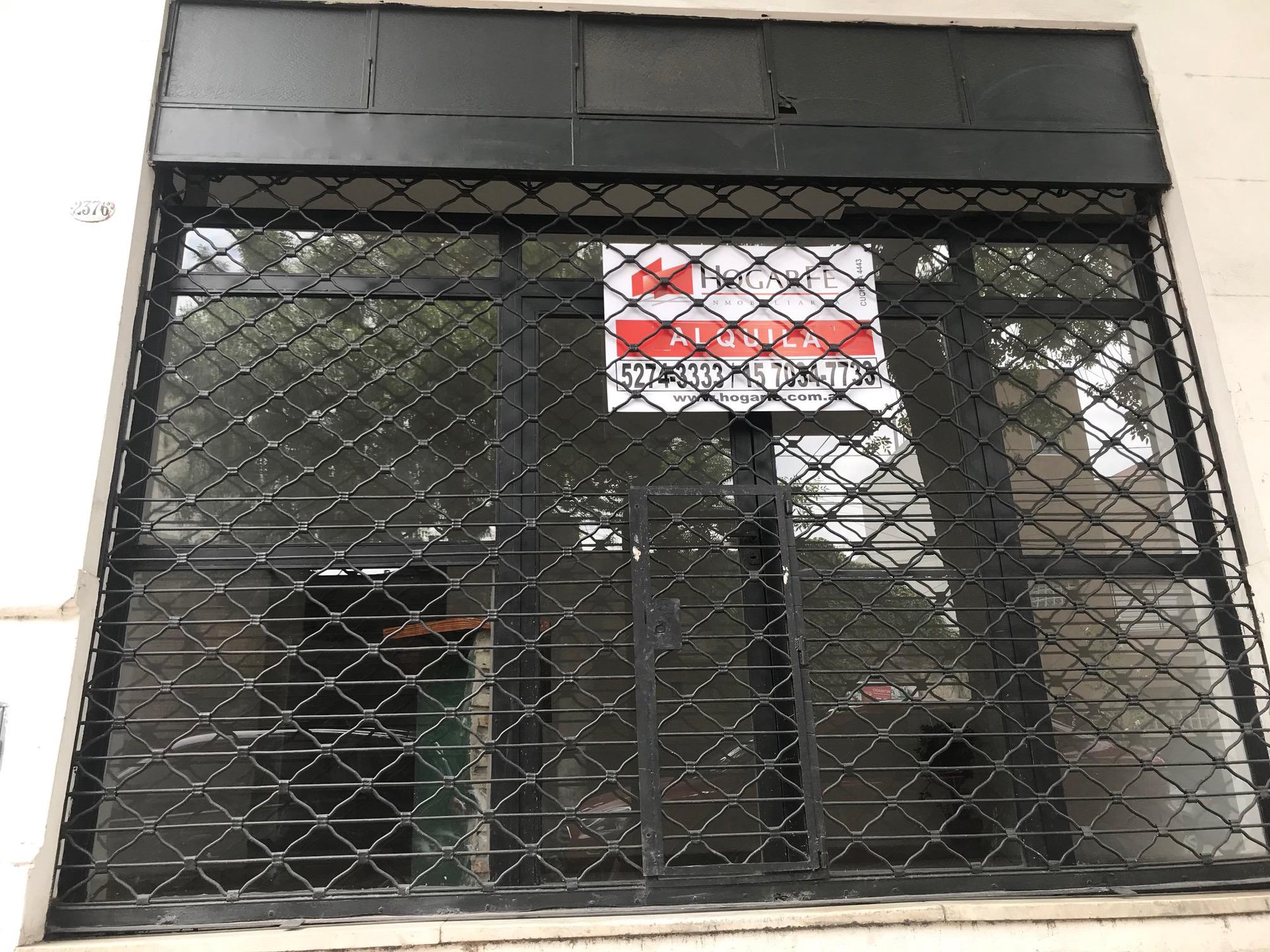 Local comercial sin expensas con gran visibilidad de 43.74 mts San Cristobal- Capital Federal