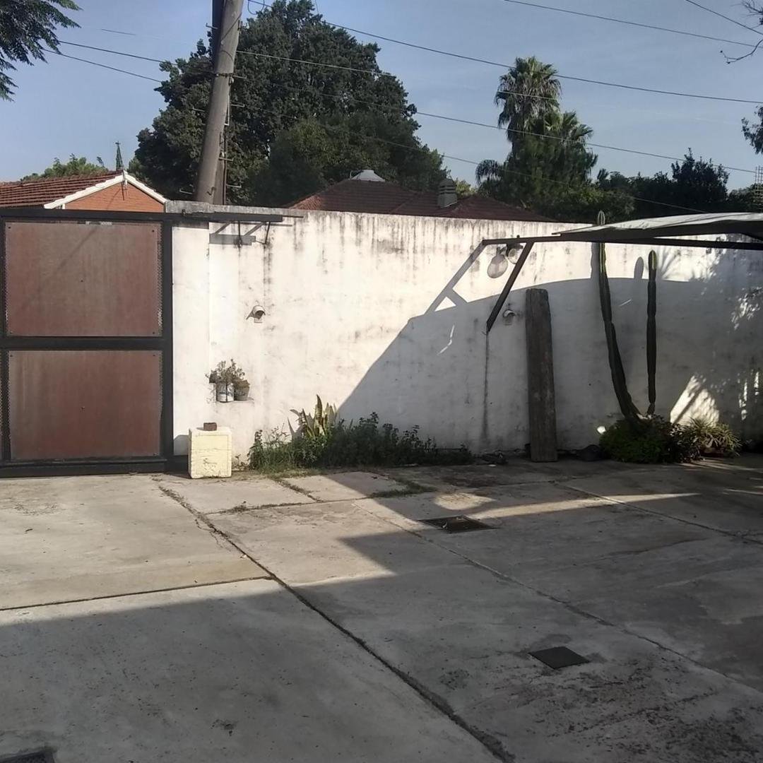 Excelente propiedad en lote propio 3 amb con fondo libre y e — foto 3 de 13