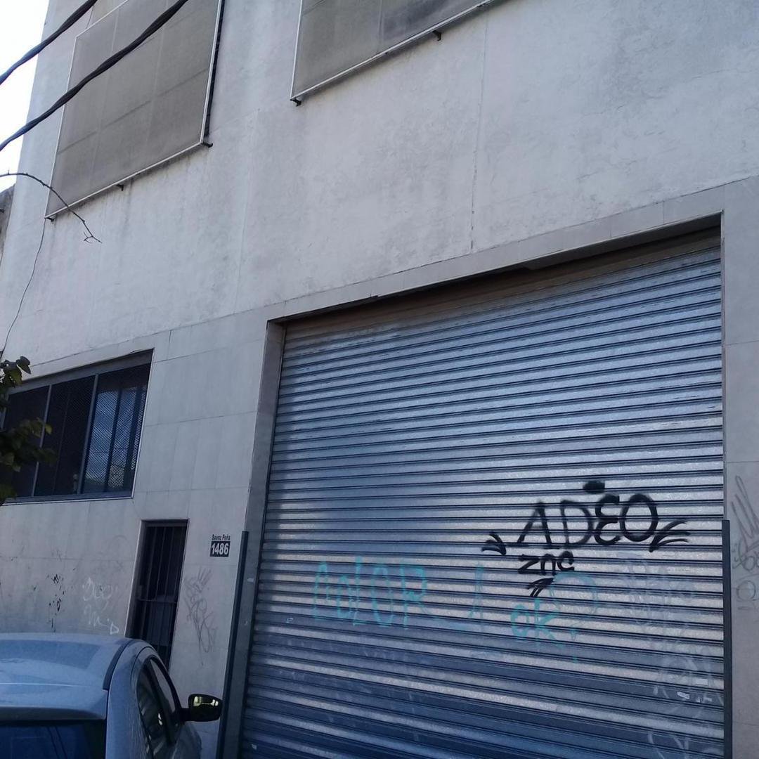 GALPON Y OFICINA CON  CORTINA Y MONTACARGA — foto 2 de 17