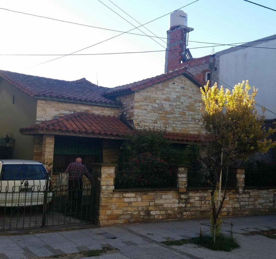 CASA EN VENTA EN LOMA HERMOSA — foto 3 de 40