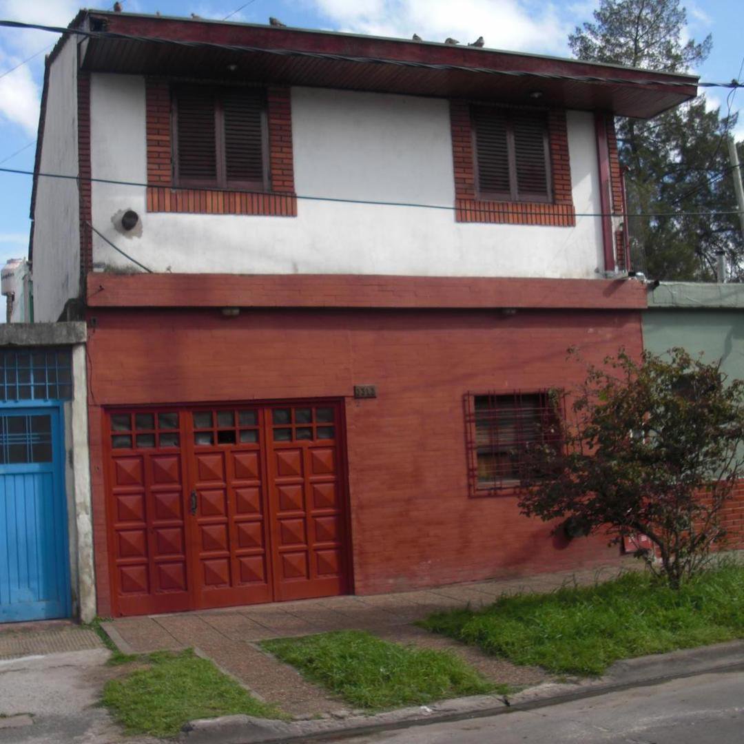 P-H AL FRENTE EN DOS PLANTAS, DE 4 AMBIENTES, CON 3 DORM — foto 1 de 15