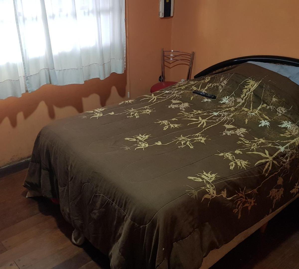 Casa de estilo con muy buenos detalles, con sesión de Plan P — foto 1 de 12