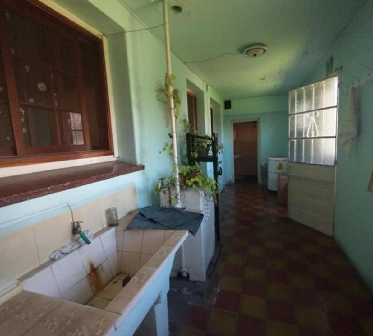 EXCELENTE CASA CON 2 HABITACIONES EN LOTE PROPIO — foto 4 de 55