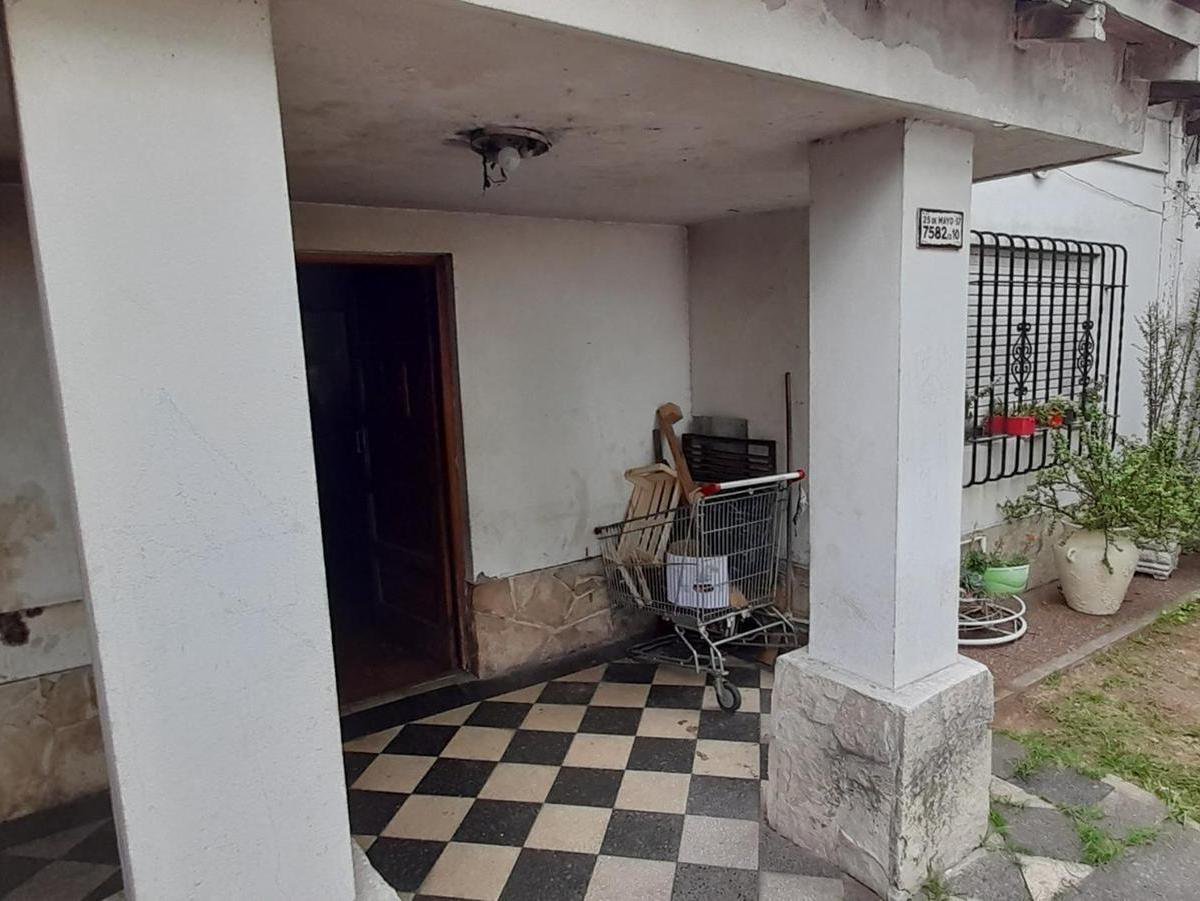 AMPLIA PROPIEDAD EN LOTE PROPIO A 300 MTS DE AV MARQUEZ — foto 2 de 28