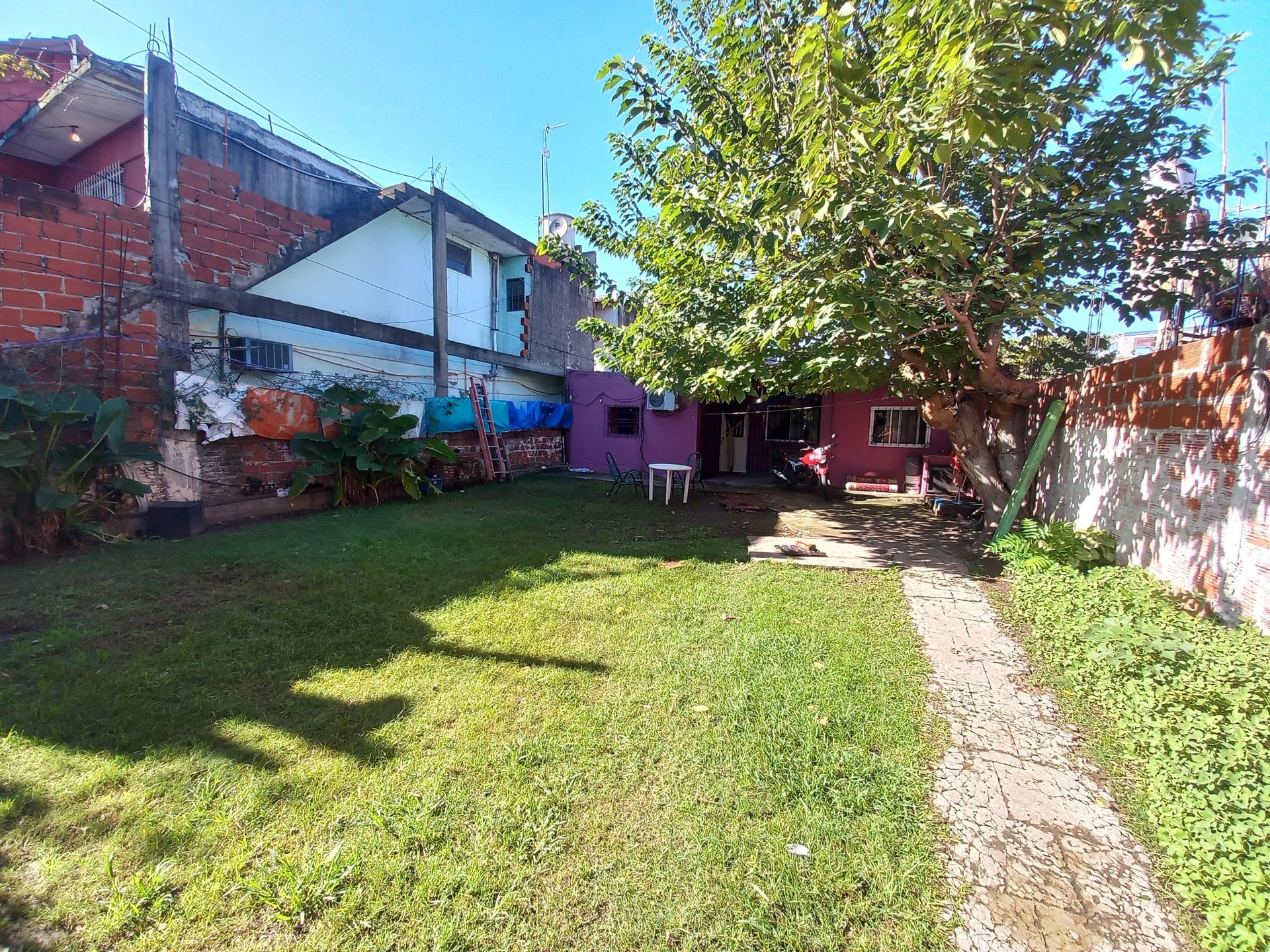Casa 3 Ambientes Con Jardín Al Frente y Entrada vehicular — foto 5 de 16
