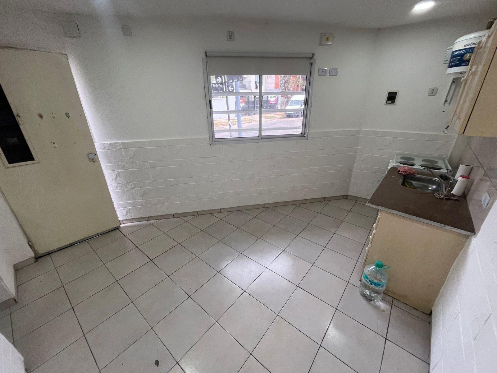 deposito u oficina EN ALQUILER Chilavert DISPONIBLE DESDE 01 DE MAYO DEL 2023 — foto 3 de 12