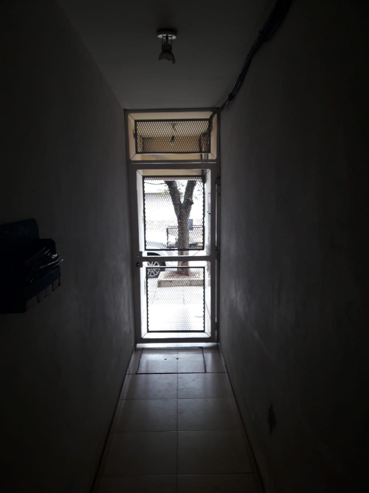 DPTO DE 2 AMBIENTES EN VENTA- CHILAVERT — foto 3 de 14