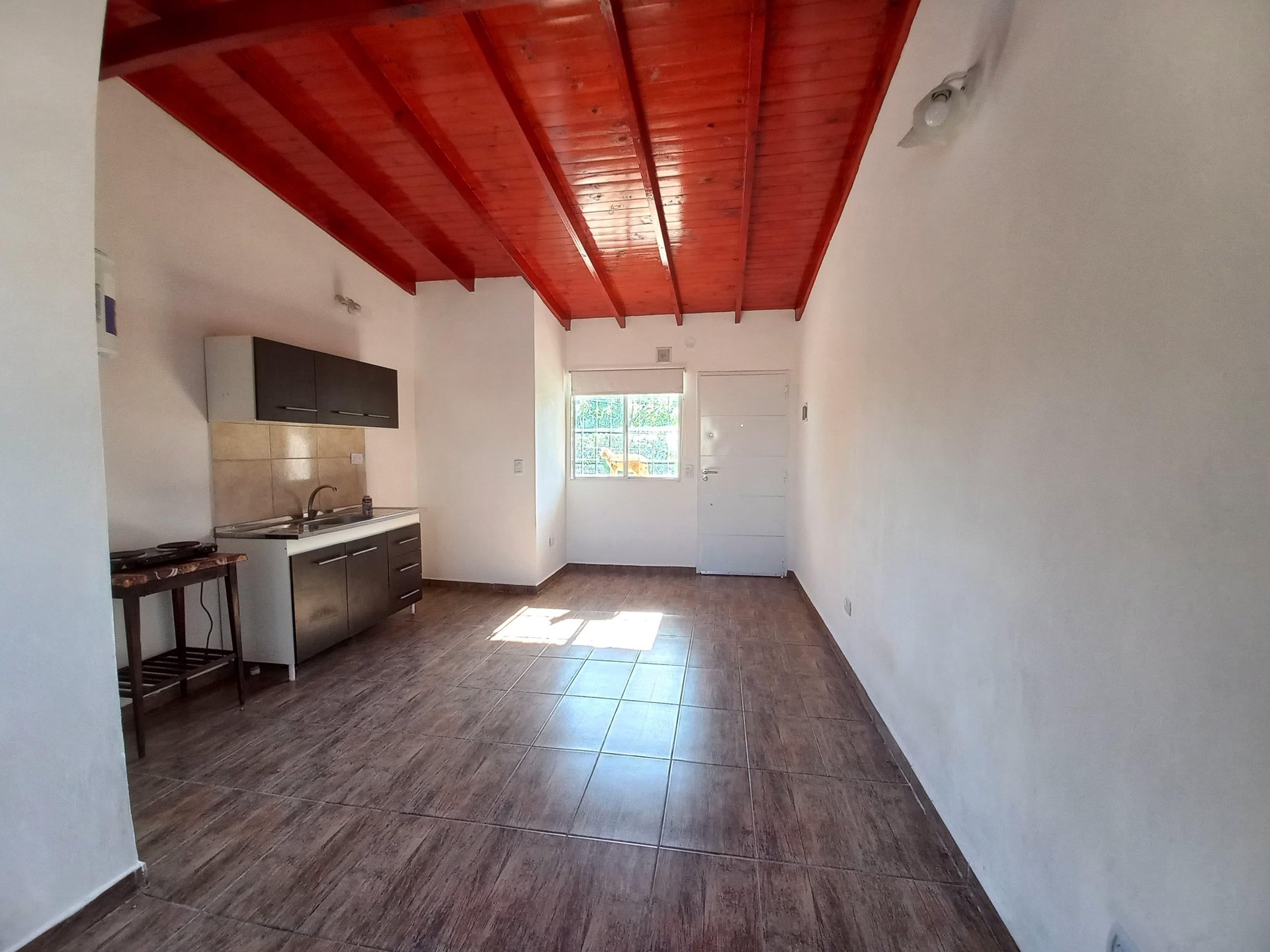 Departamento en Alquiler en  Jose León Suarez — foto 1 de 10