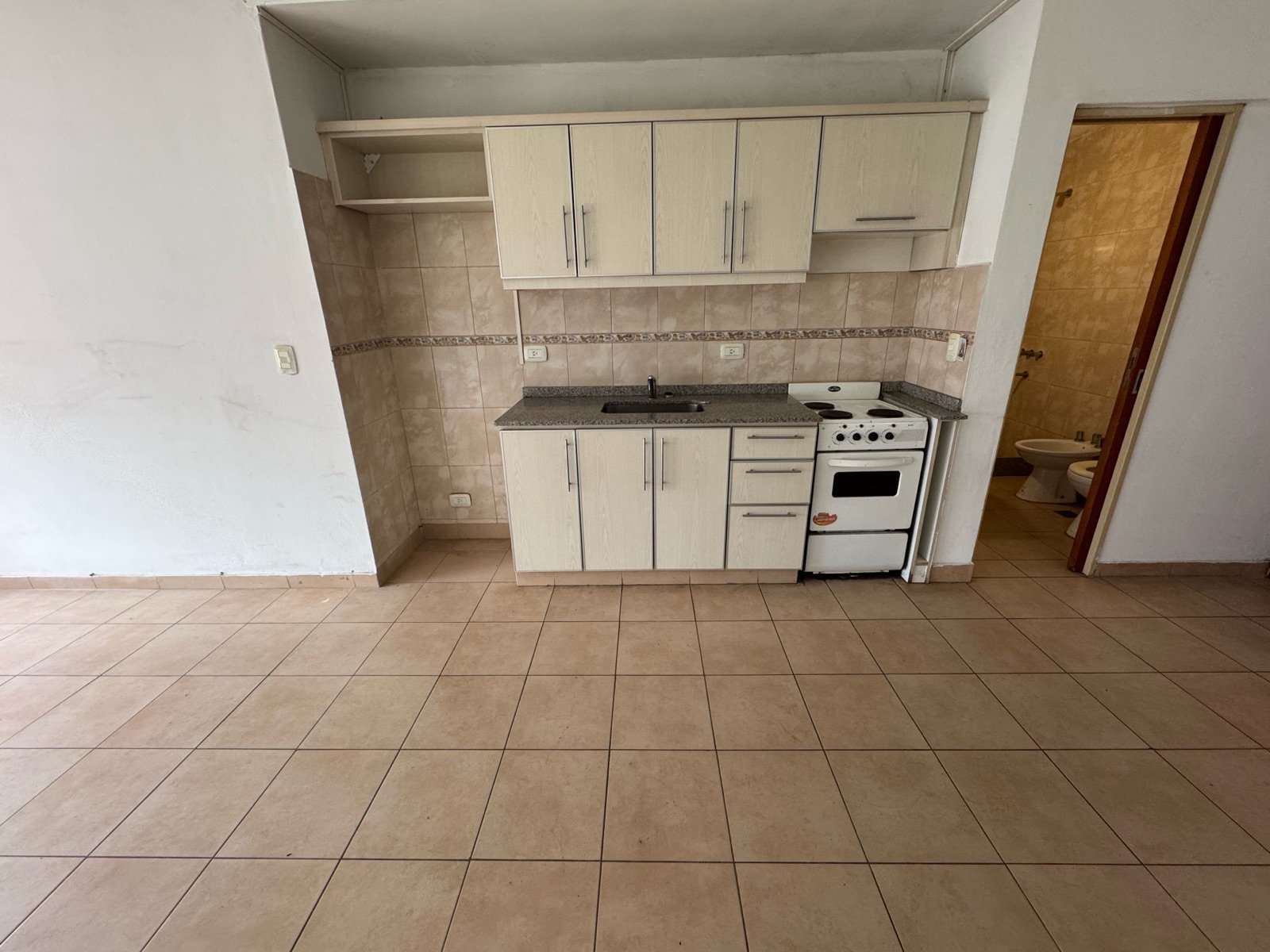 Departamento en Alquiler en José León Suarez — foto 3 de 11