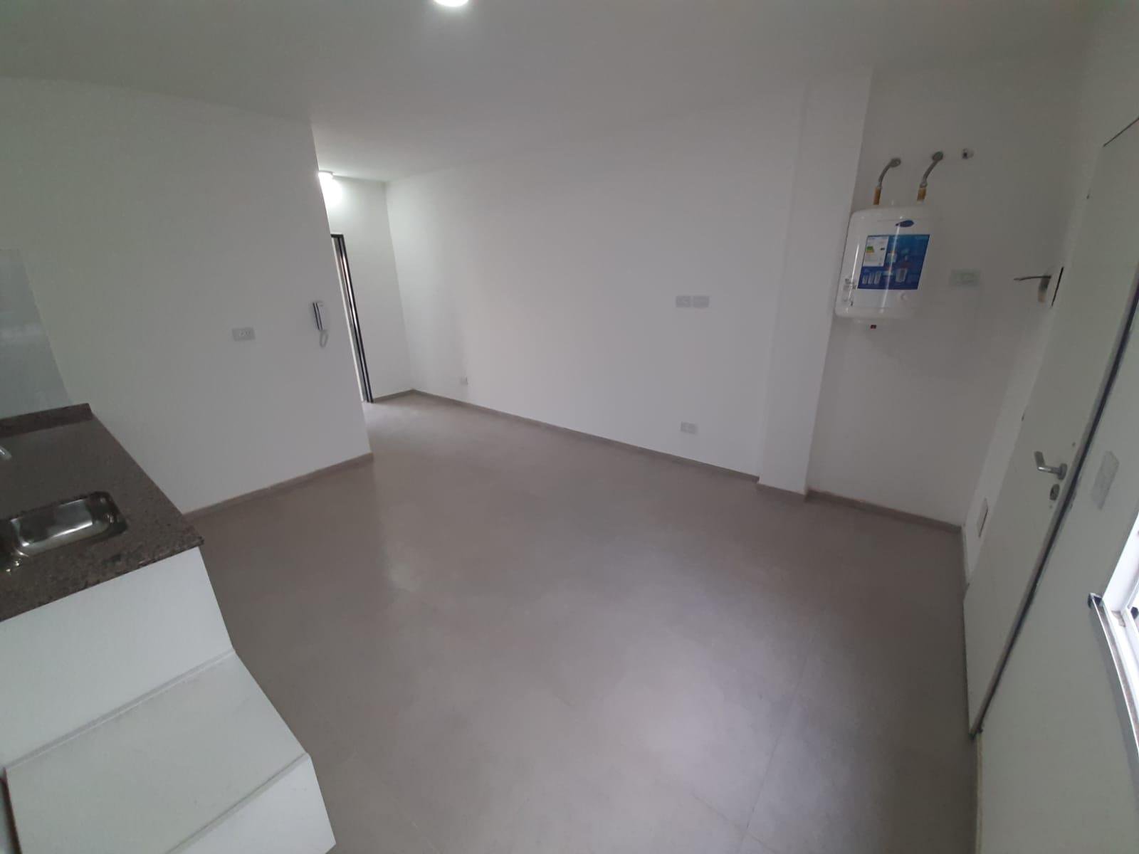 Departamento 2 ambientes en Jose León Suarez — foto 4 de 21