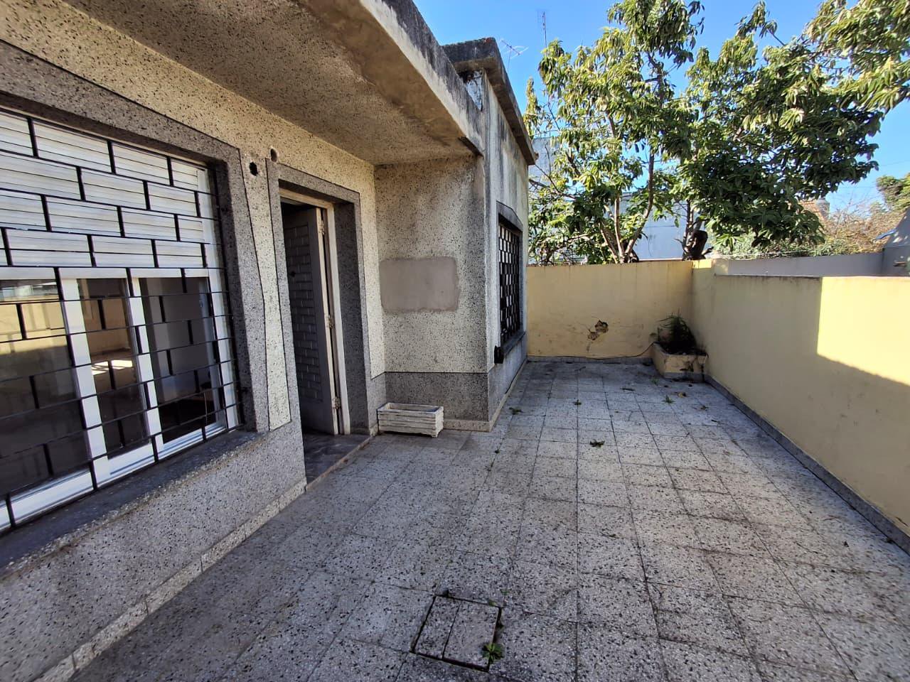 PH 3 ambientes en venta en Chilavert — foto 1 de 28
