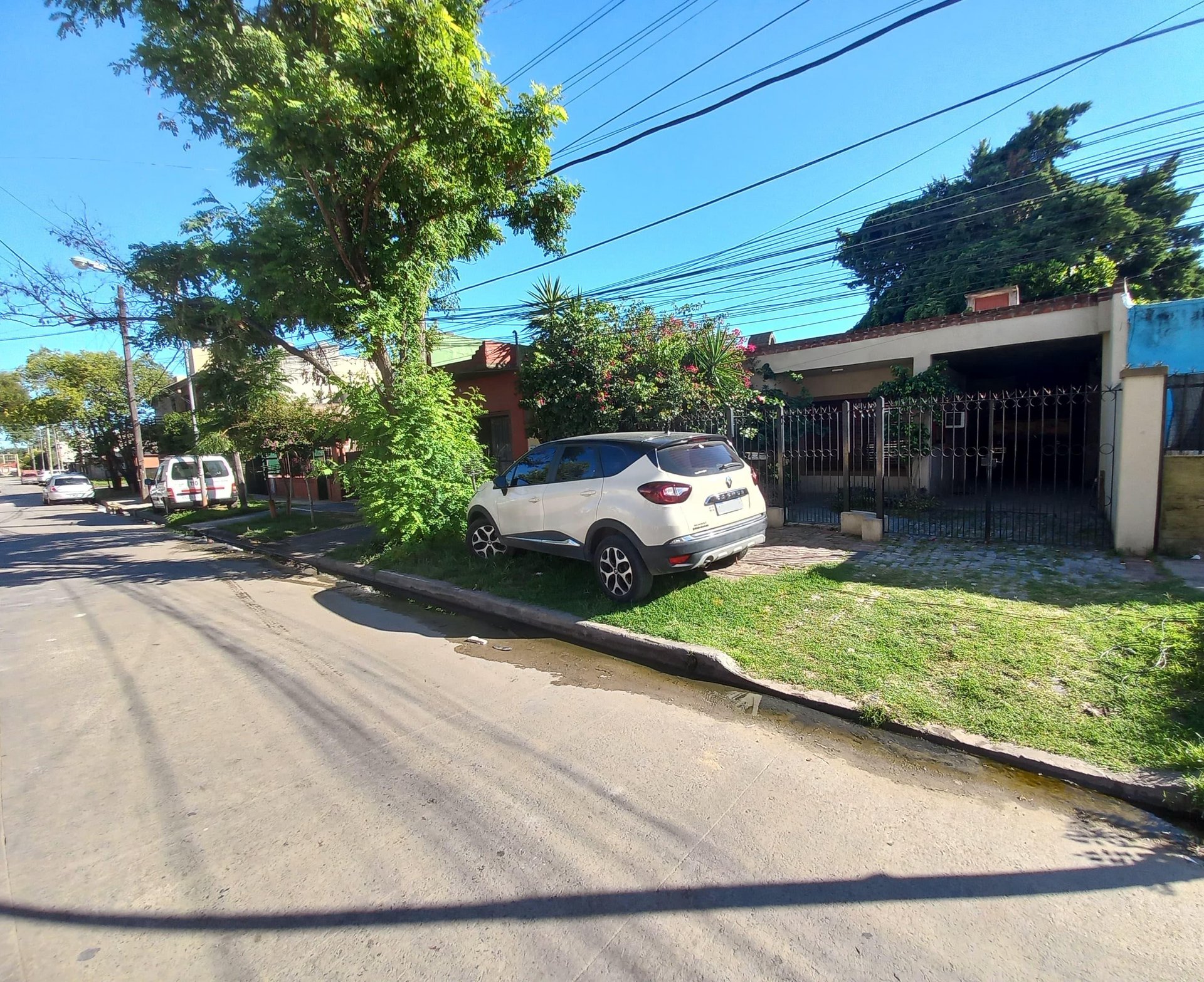 Casa - Jose León Suarez — foto 2 de 34