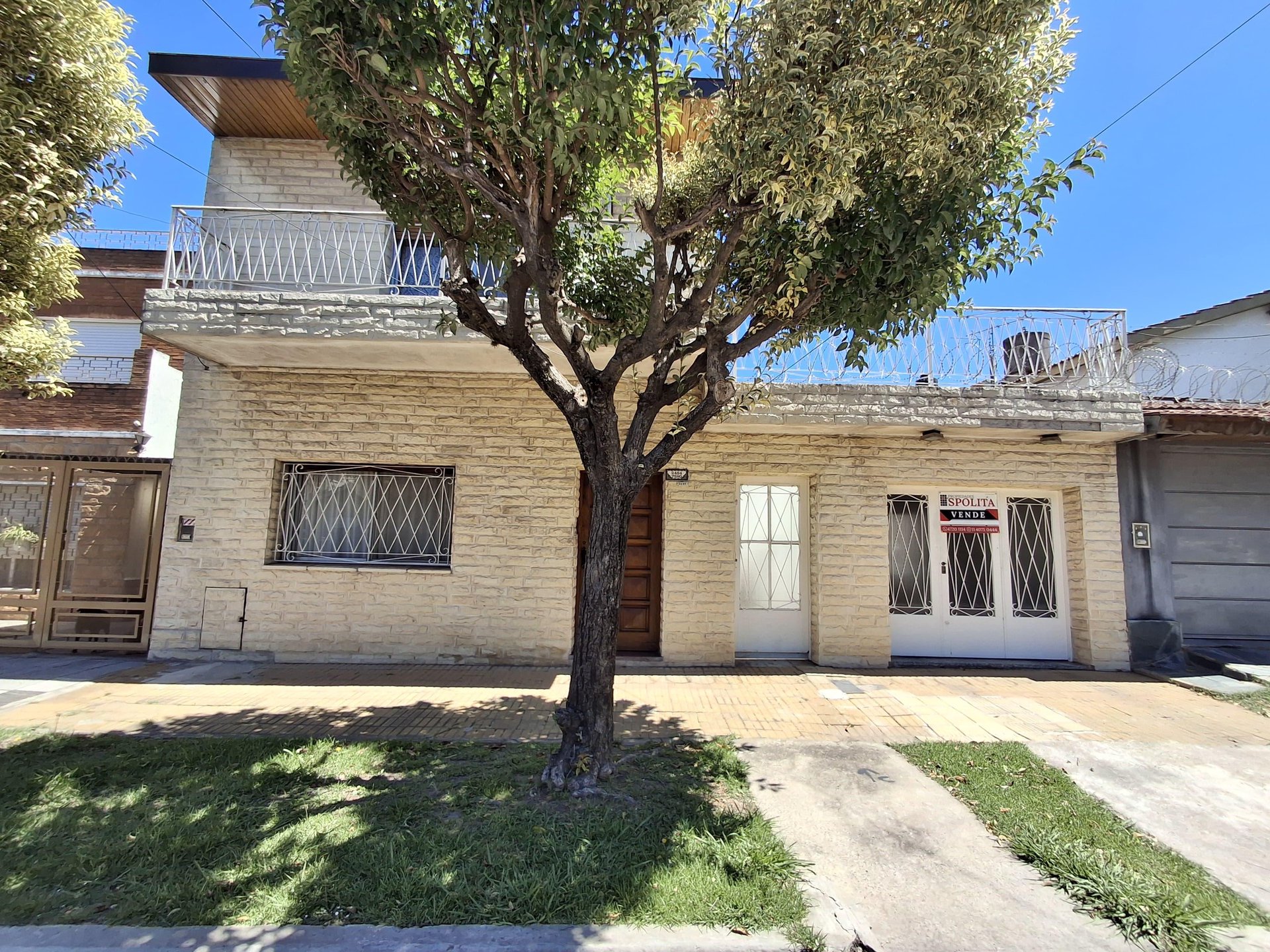 CASA CON LOTE PROPIO EN VENTA. JOSE LEON SUAREZ — foto 2 de 41