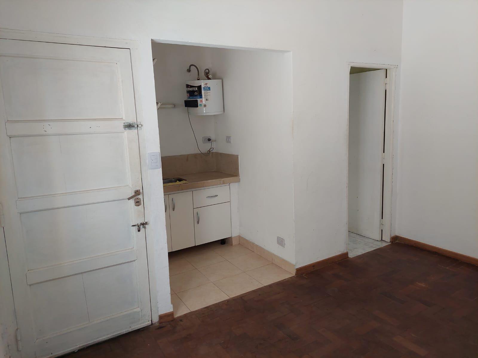 Casa en Jose León Suarez — foto 4 de 26