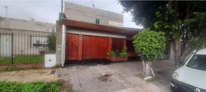 Casa en Jose León Suarez — foto 1 de 18