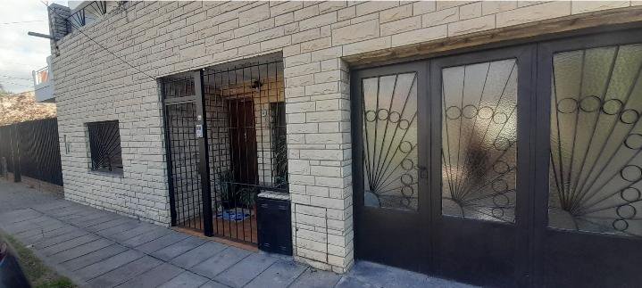 CASA EN VENTA EN PABLO PODESTA — foto 3 de 31
