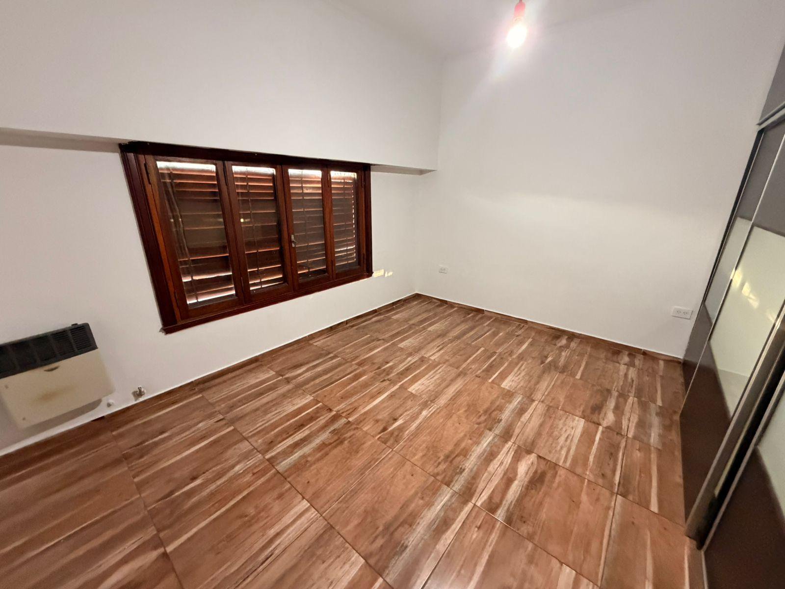 Alquiler de casa 4 ambientes en José León Suárez — foto 3 de 25