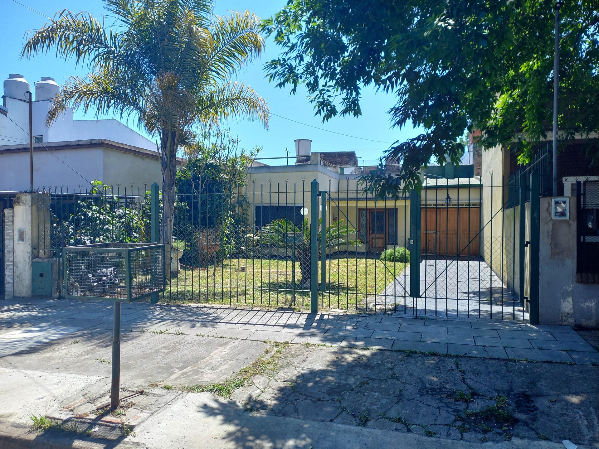 Casa en Jose León Suarez — foto 1 de 24