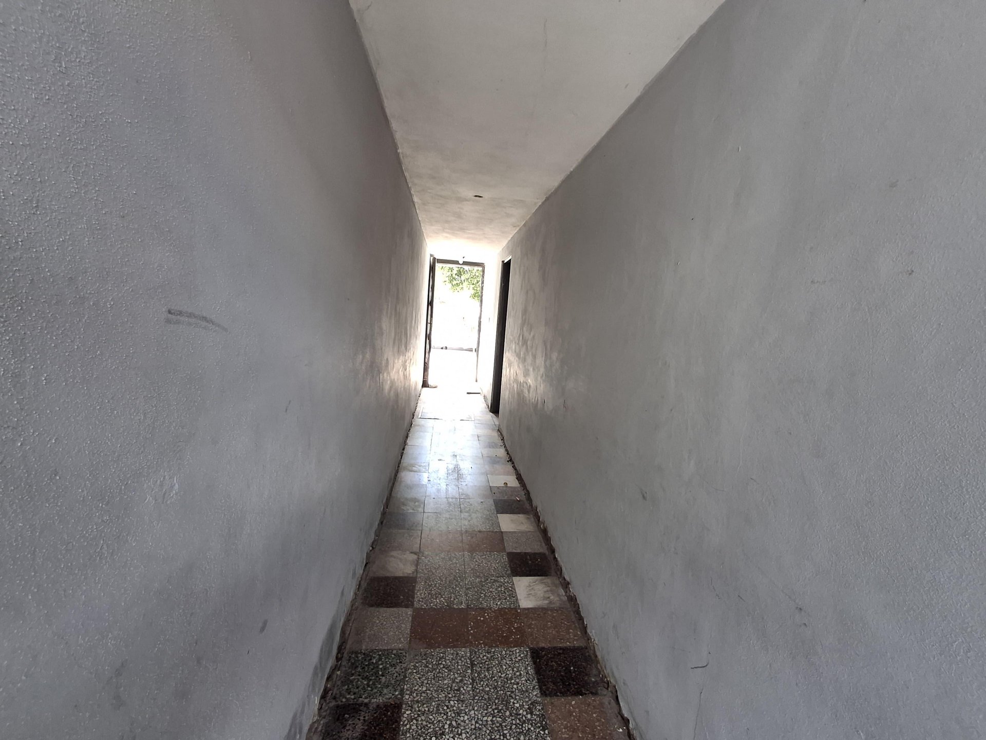 Casa 3 ambientes con local y garage en barrio Libertador a la venta — foto 5 de 29