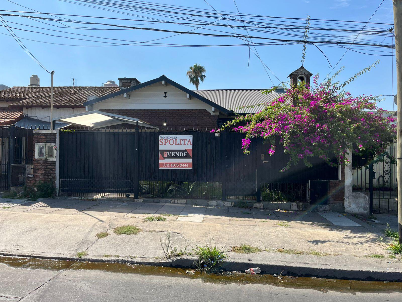 Casa en lote en Venta en Jose Leon Suarez — foto 1 de 21