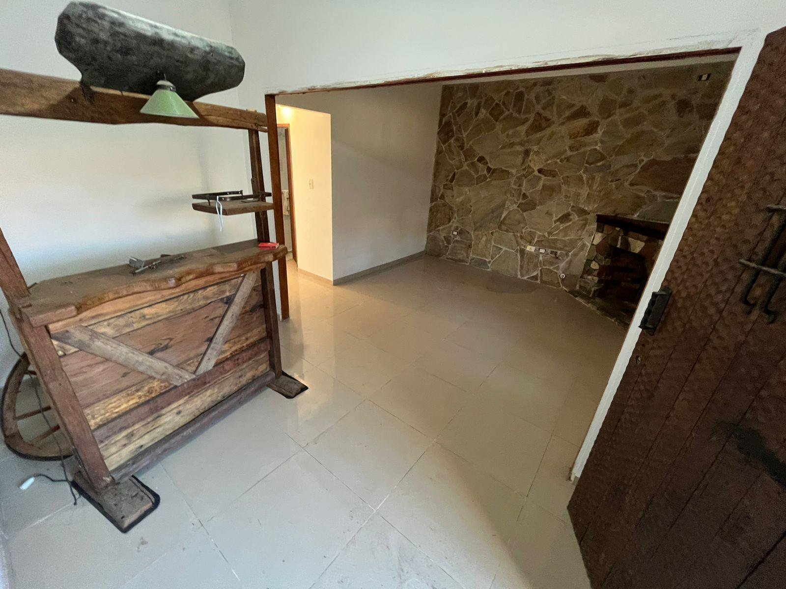 Casa en lote en Venta en Jose Leon Suarez — foto 3 de 21