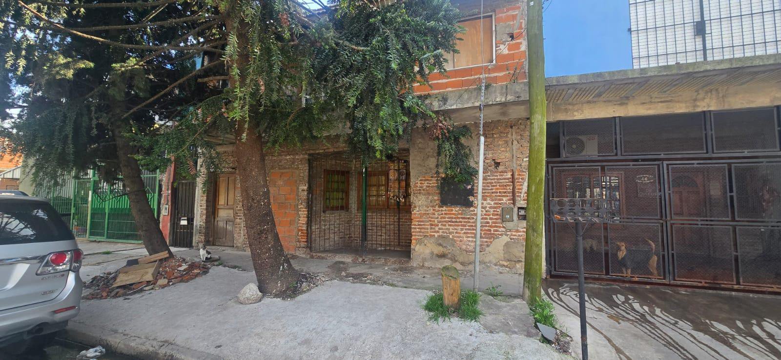 Casa en venta en Jose León Suarez — foto 1 de 17