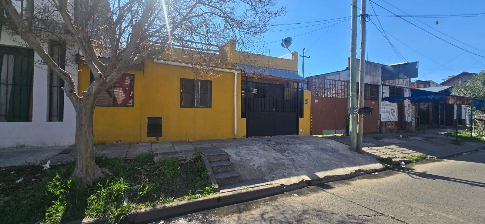 Casa en venta en Jose León Suarez — foto 1 de 15