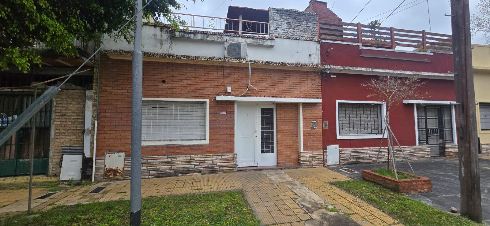 Casa en venta en Jose León Suarez — foto 2 de 12