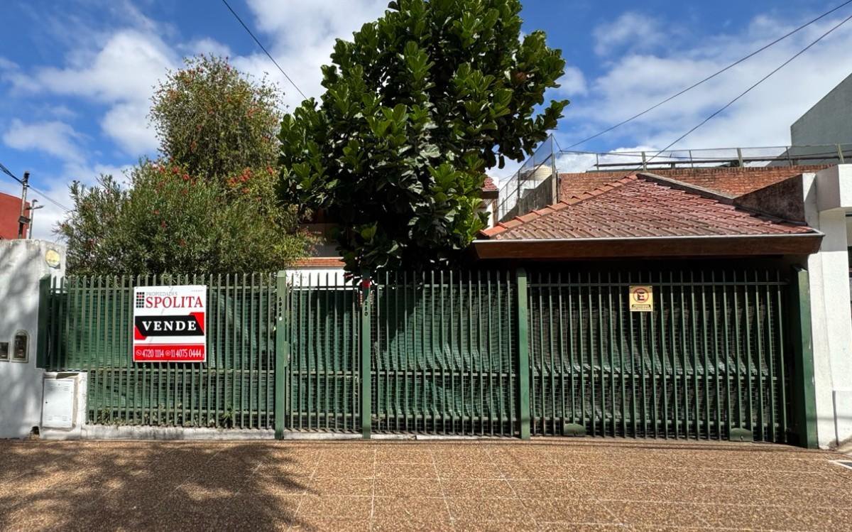 Casa en Villa Ballester — foto 1 de 48