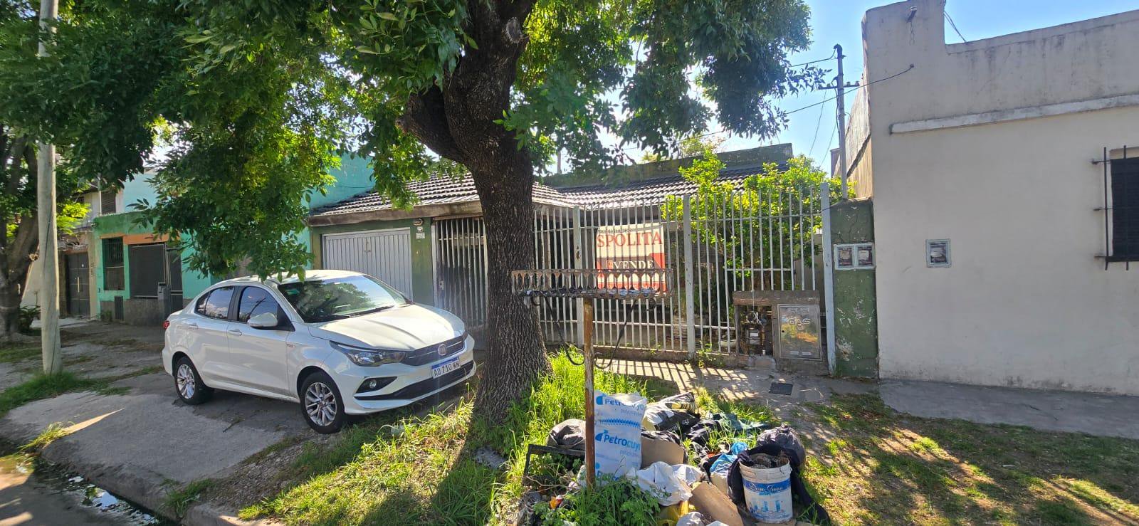 Casa en Jose León Suarez — foto 1 de 36