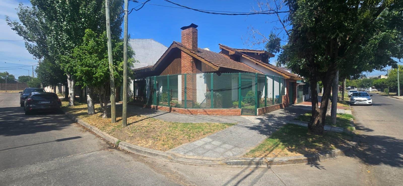 Casa en Jose León Suarez — foto 2 de 24