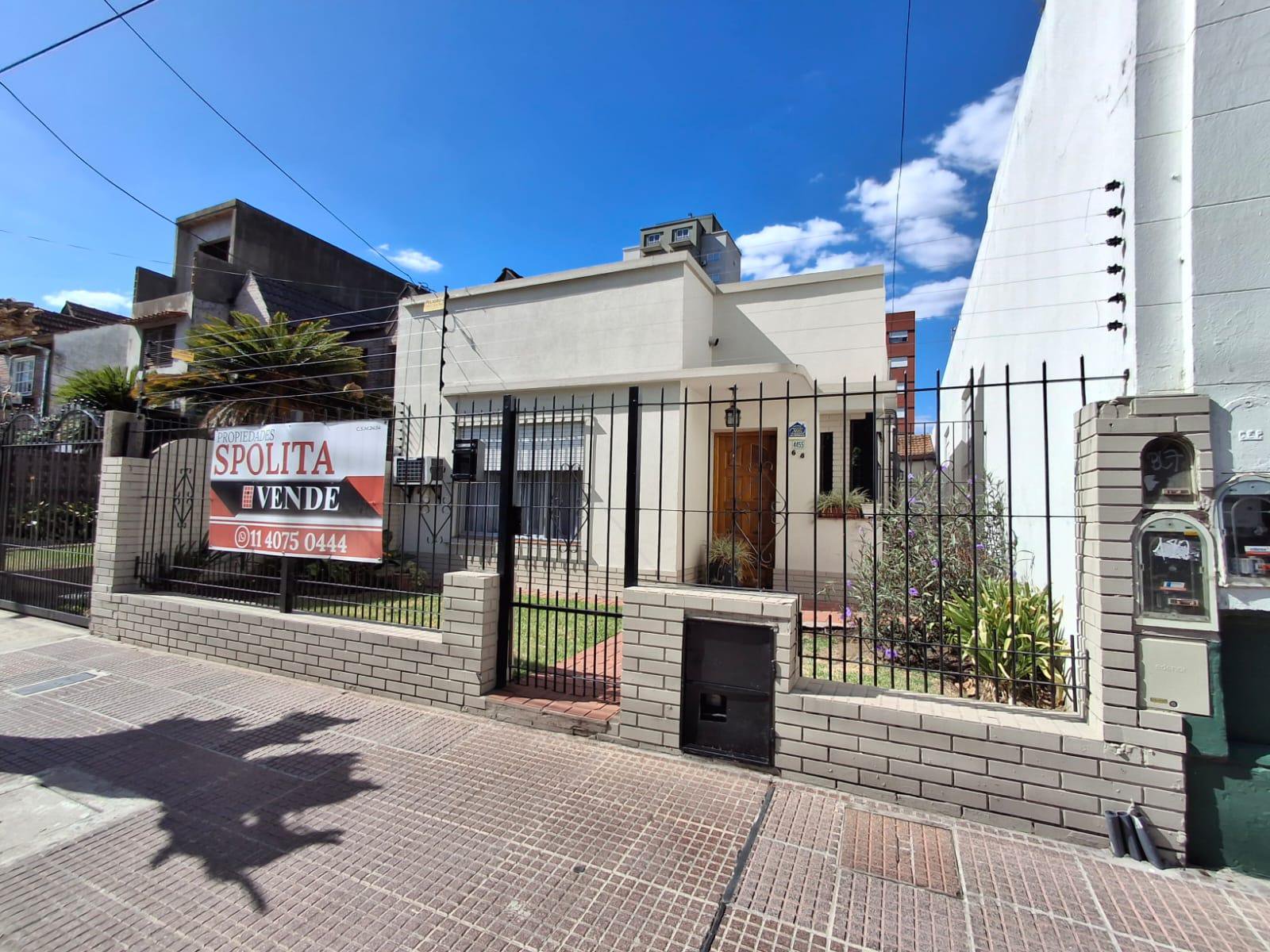 Casa 4 ambientes en venta en Villa Ballester — foto 1 de 50
