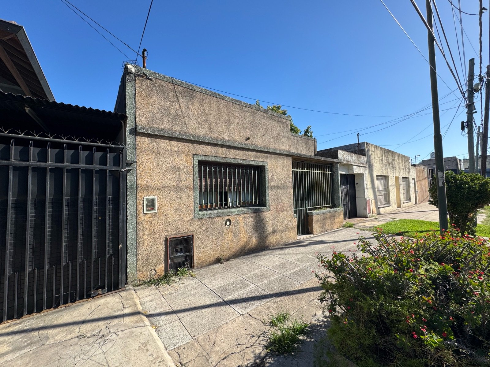 Casa en Villa Coronel José M. Zapiola — foto 2 de 32