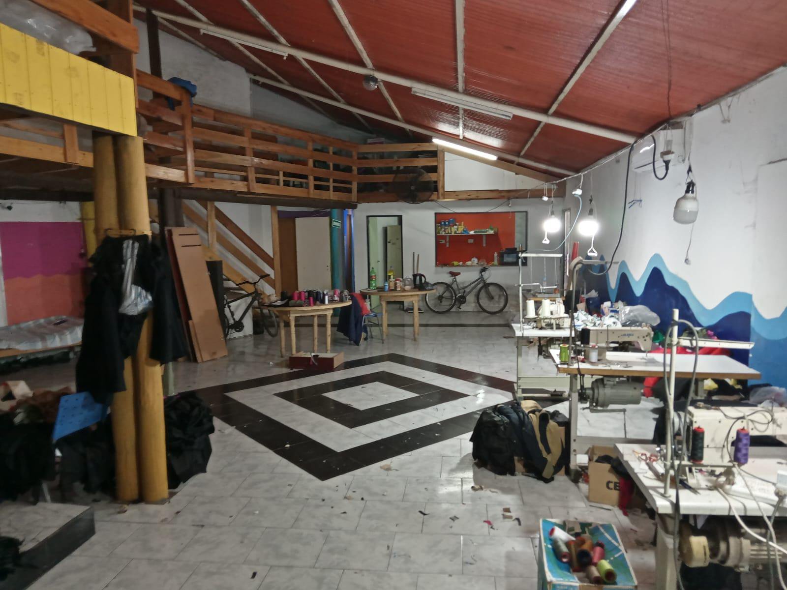 LOCAL COMERCIAL EN VENTA - JOSE LEON SUAREZ — foto 4 de 16