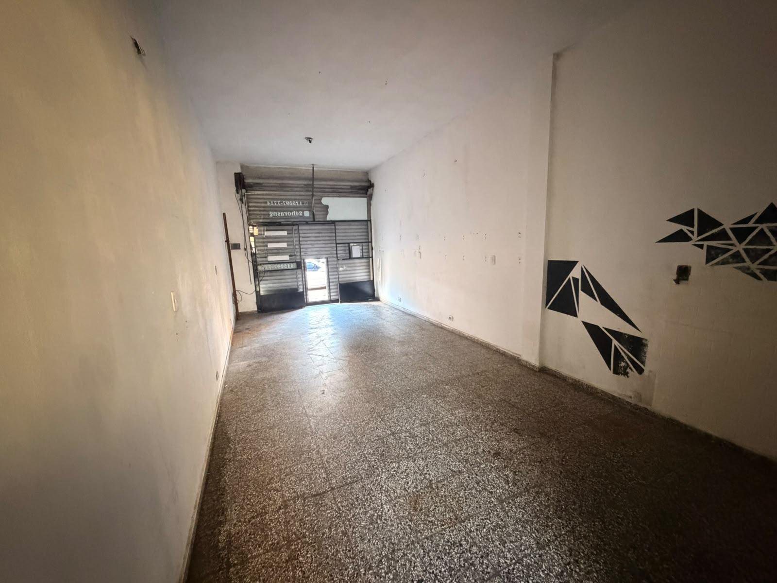 Local en Alquiler en  José León Suarez — foto 3 de 11