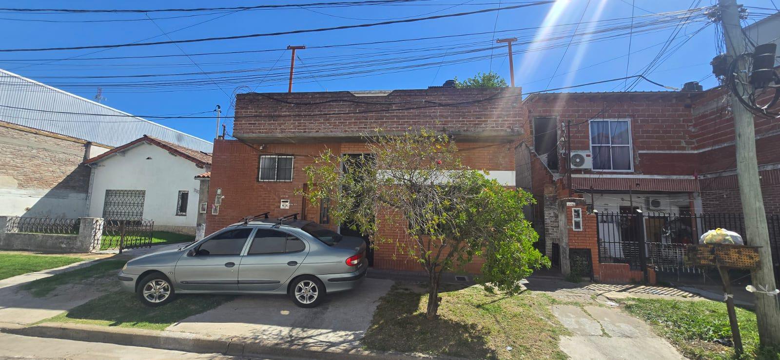PH FRENTE DE 3 AMBIENTES EN VENTA - JOSE LEON SUAREZ — foto 1 de 22