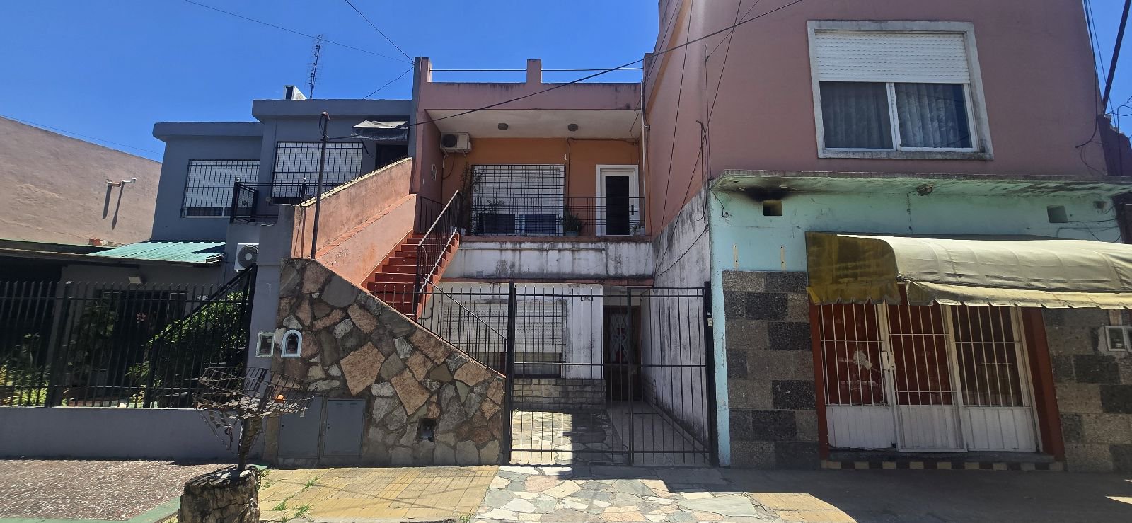 PH en Jose León Suarez — foto 1 de 25