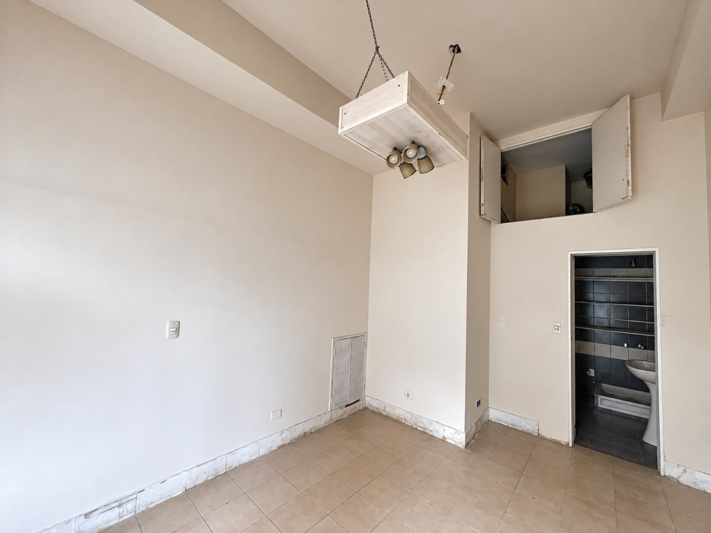 ALQUILER LOCAL COMERCIAL PELLEGRINI N°791 — foto 3 de 6