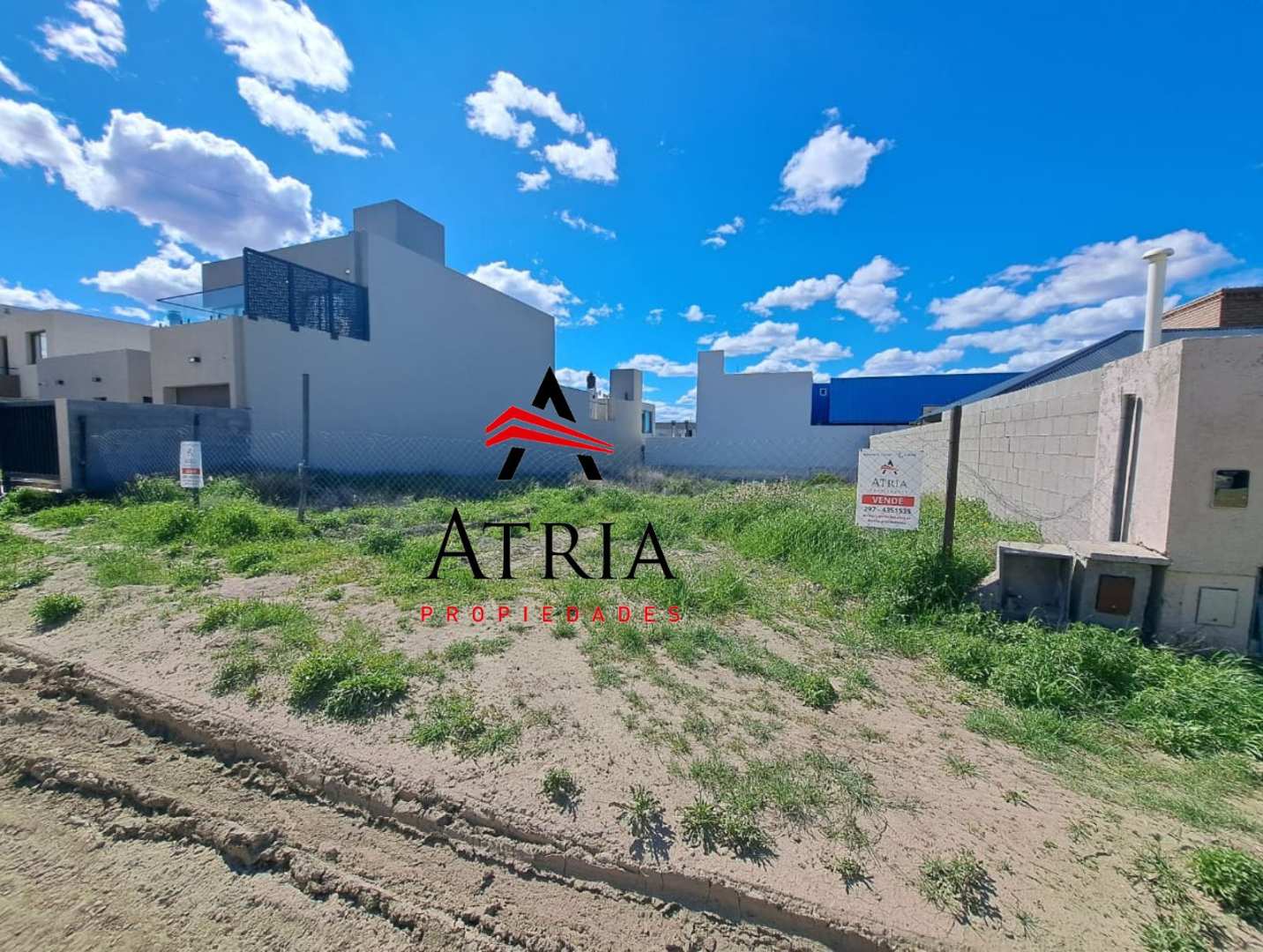 LOTE EN TIERRA JOVEN- RADA TILLY — foto 1 de 1