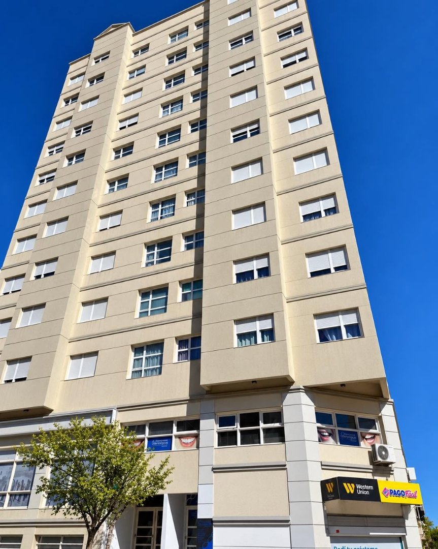 DEPARTAMENTO EN VENTA TORRACA 7