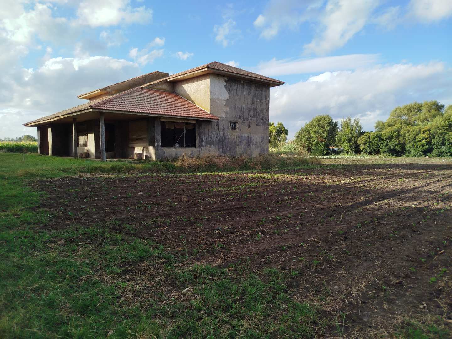 CAMPO CON CASA A TERMINAR — foto 4 de 14